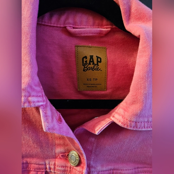 NWT 💖 GAP x Barbie Puff Sleeve Denim Jacket 💖 - Picture 6 of 8
